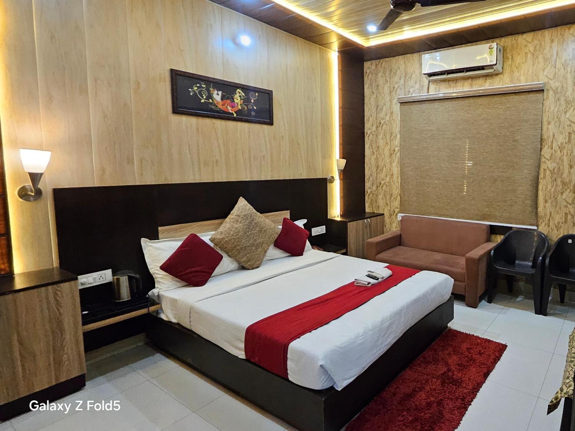 Bundeli Farm Resort & Banquet Orchha Exterior foto